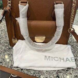 *NWT* Michael Kors Bridgette Bag